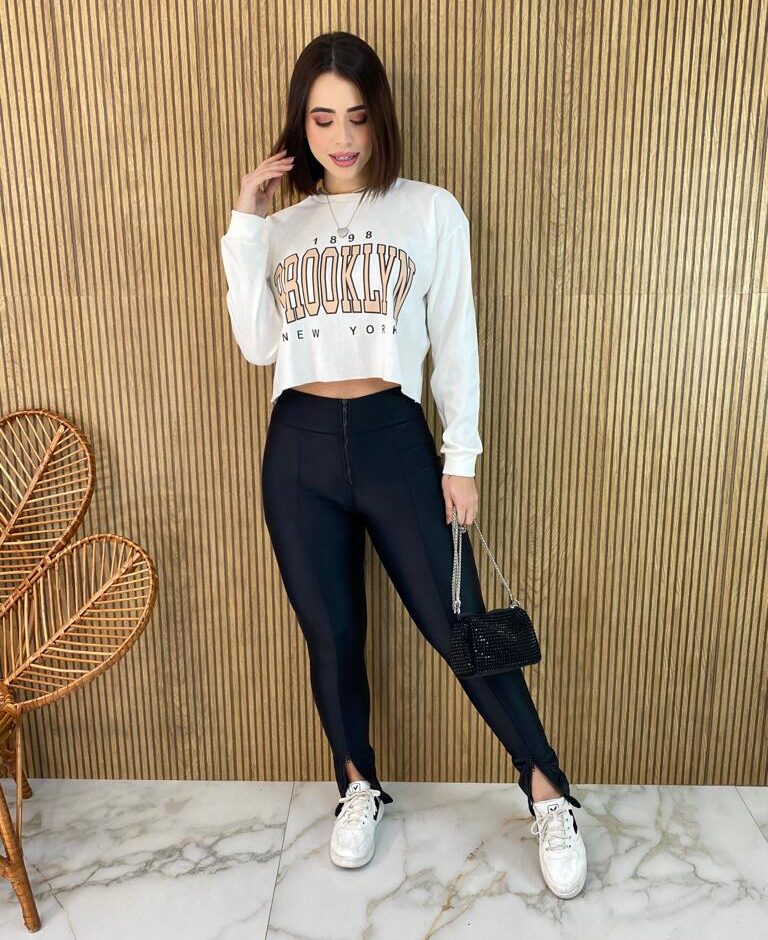 Cropped Feminino Manga Longa Moletom Brooklyn Off White - Fernanda Ramos Store