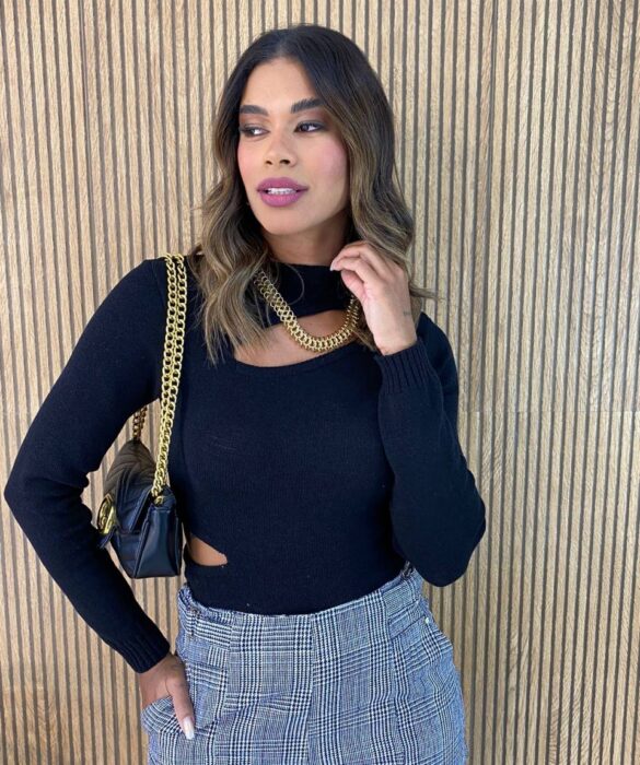 Cropped Feminino Manga Longa Tricot Modal com Abertura Preto - Fernanda Ramos Store