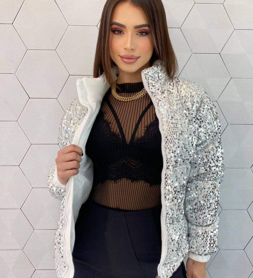 Jaqueta Feminina Puffer Branca de Paetê Prata - Fernanda Ramos Store