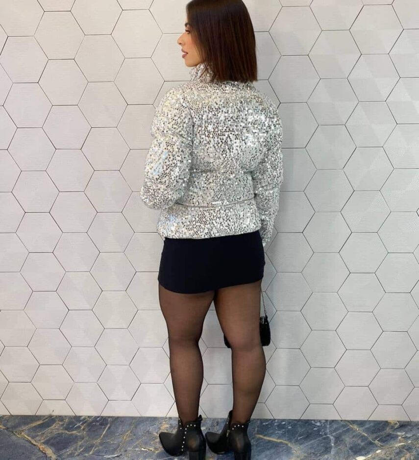 Jaqueta Feminina Puffer Branca de Paetê Prata - Fernanda Ramos Store
