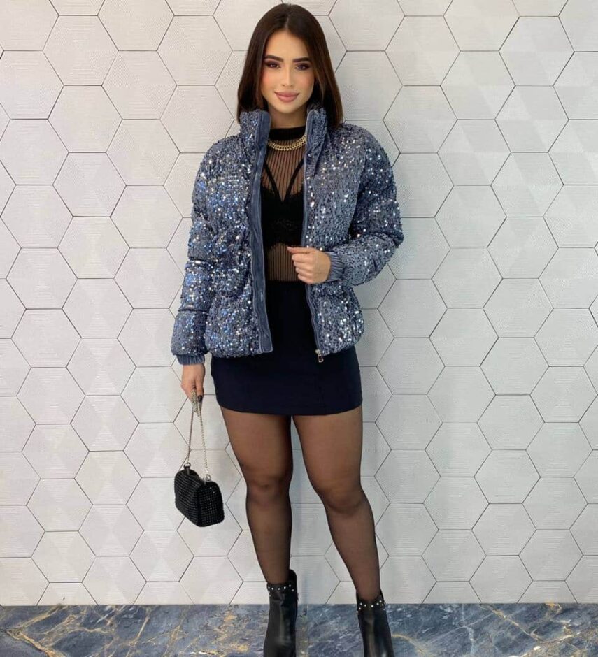 fernandaramosstore com br Jaqueta Feminina Puffer de Paetê Azul 2
