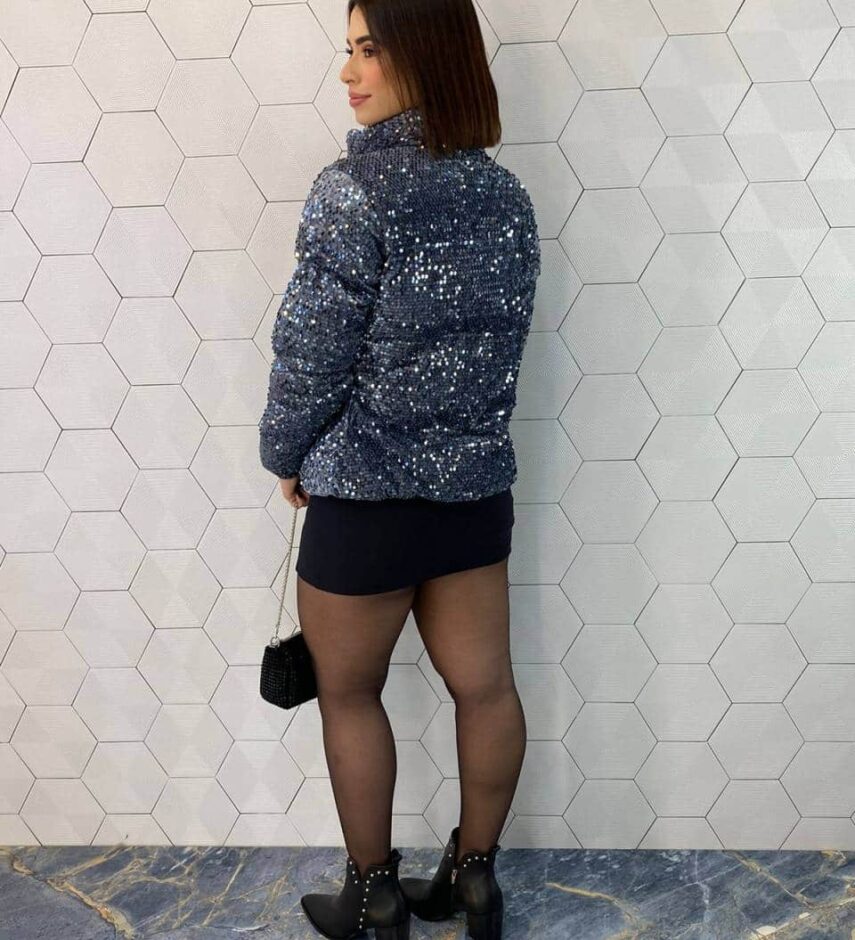 fernandaramosstore com br Jaqueta Feminina Puffer de Paetê Azul 6