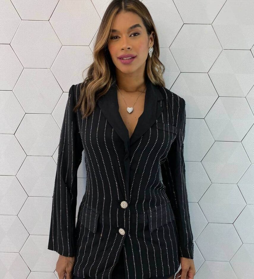 fernandaramosstore com br Max Blazer Manga Longa Feminino com Aplicações Preto 1