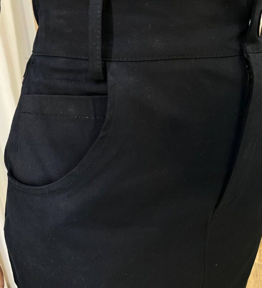 Saia Feminina Midi Juliana com Fenda Preta - Fernanda Ramos Store