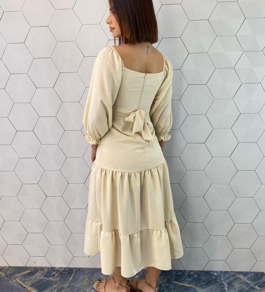 Vestido Midi sem Bojo Manga 3/4 com Amarração Bege - Fernanda Ramos Store