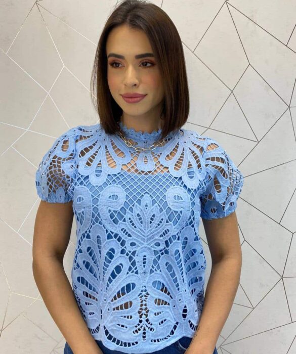 Blusa Feminina Manga Curta Lara Guipir Azul - Fernanda Ramos Store