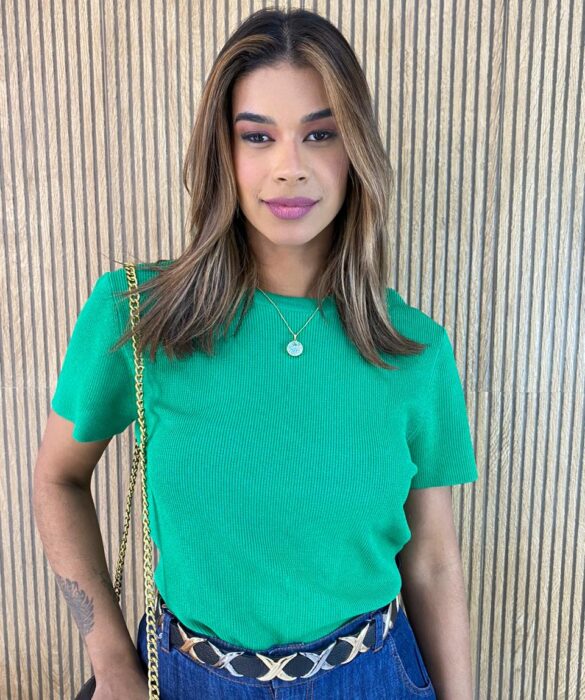 Blusa Feminina Manga Curta Modal Elisa Verde - Fernanda Ramos Store