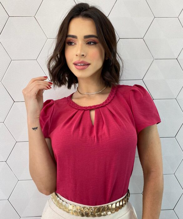 Blusa Manga Curta Feminina Detalhe em Trança Rose Escuro - Fernanda Ramos Store