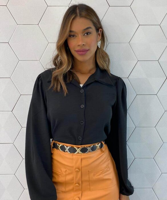 Camisa Cropped Feminino Manga Longa Elis Preta - Fernanda Ramos Store