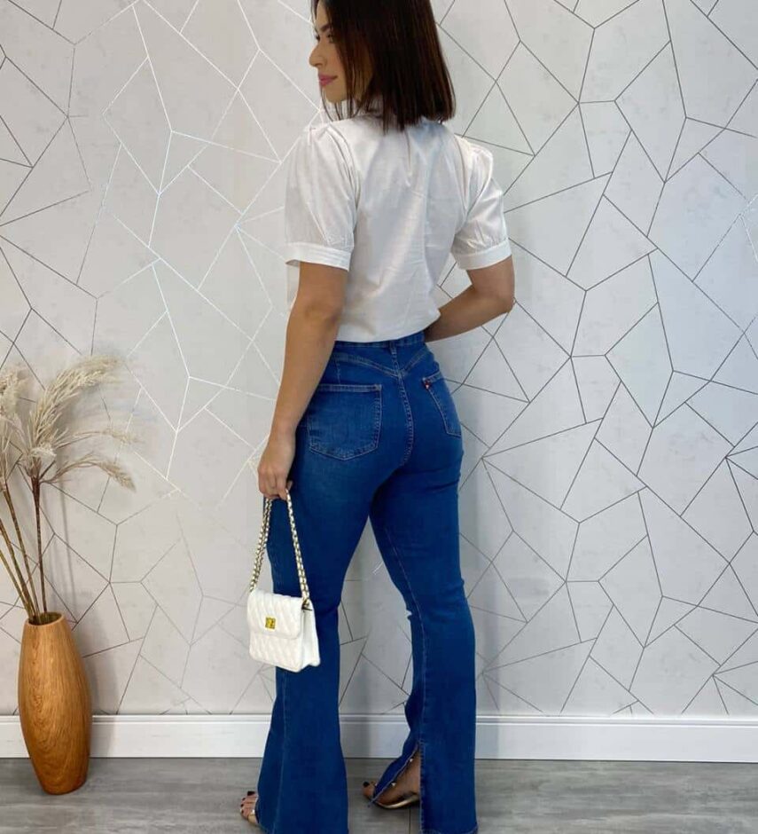 Camisa Feminina Manga Curta com Aplicações Branca - Fernanda Ramos Store