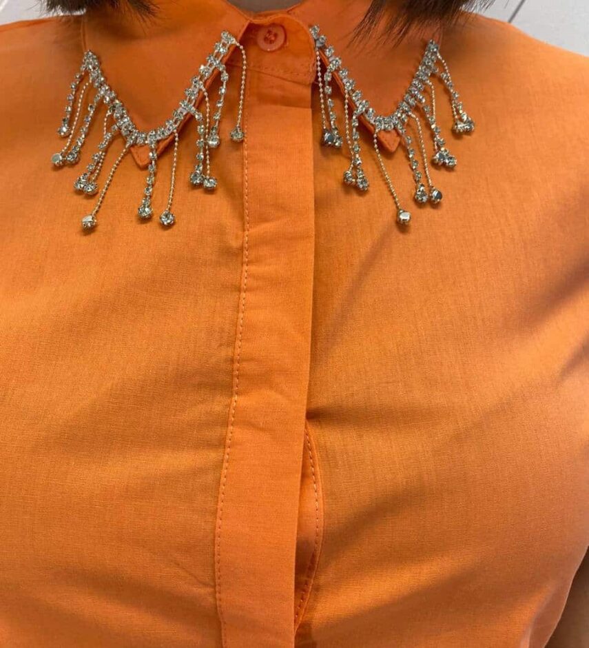 Camisa Feminina Manga Curta com Aplicações Laranja - Fernanda Ramos Store