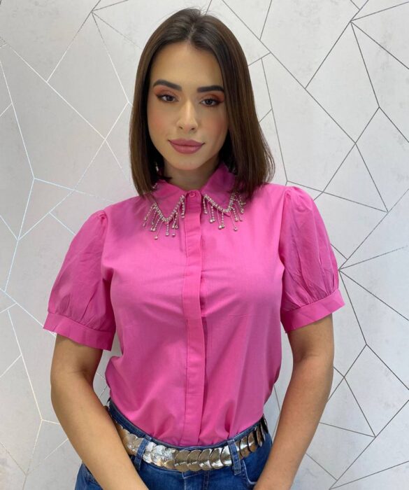 Camisa Feminina Manga Curta com Aplicações Rosa - Fernanda Ramos Store