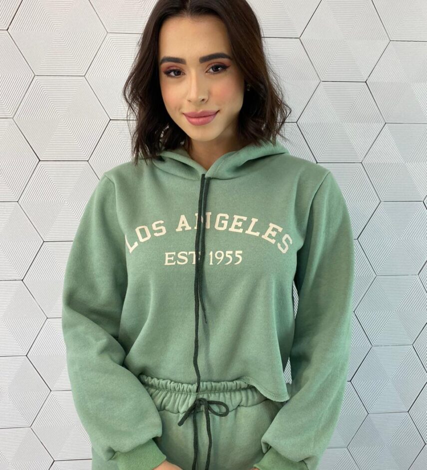 fernandaramosstore com br Conjunto Moletom Maya Calça e Cropped Manga Longa Verde 2