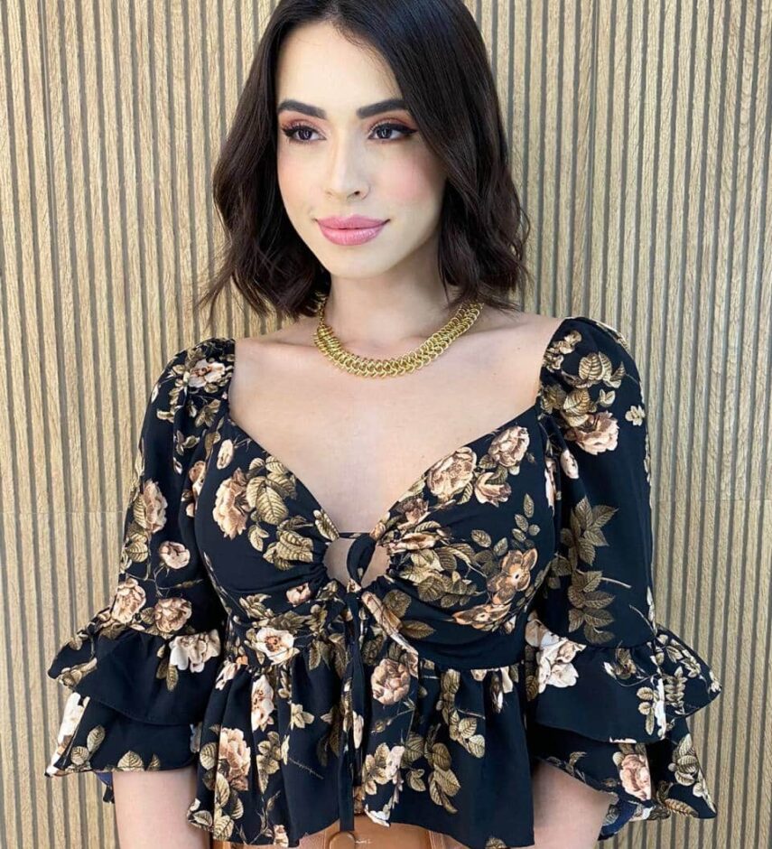 Cropped Feminino com Bojo Manga 3/4 Lastex Atrás Estampado - Fernanda Ramos Store