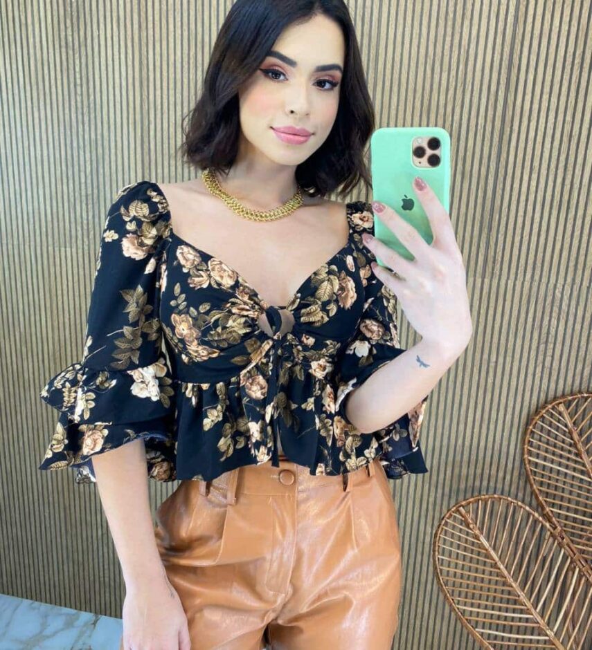 Cropped Feminino com Bojo Manga 3/4 Lastex Atrás Estampado - Fernanda Ramos Store