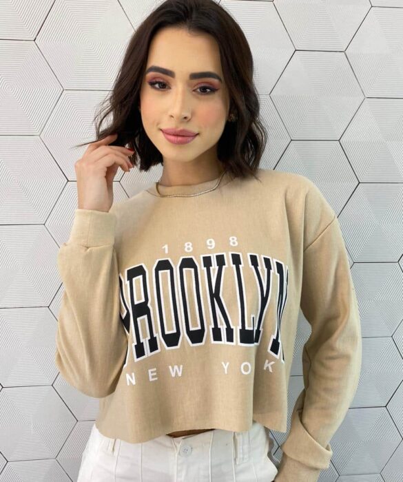 Cropped Feminino Manga Longa Moletom Brooklyn Bege - Fernanda Ramos Store