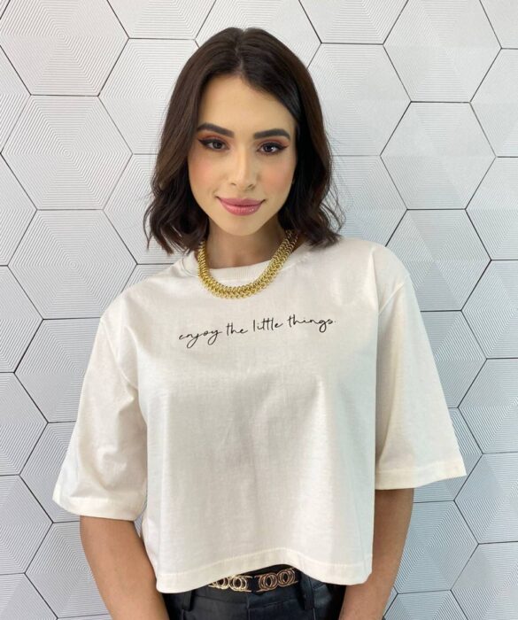 Cropped Manga Curta Enjoy The Little Things Off White - Fernanda Ramos Store