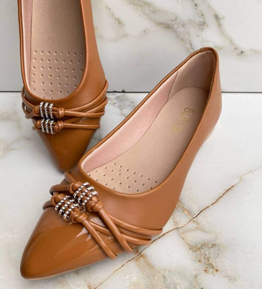 Sapatilha Feminina Helena com Detalhe Caramelo - Fernanda Ramos Store