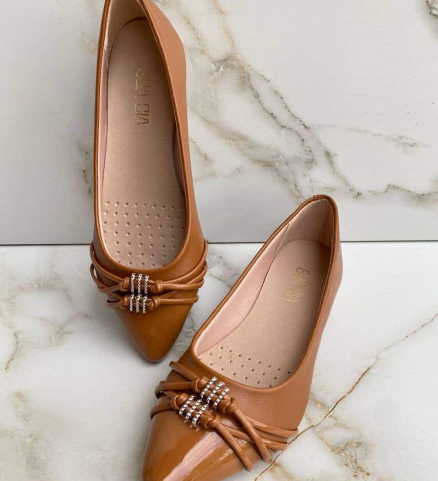 Sapatilha Feminina Helena com Detalhe Caramelo - Fernanda Ramos Store