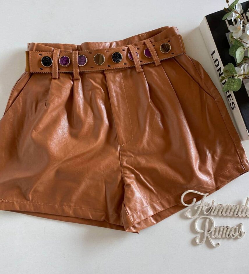 Short Feminino Couro Eco Liz com Cinto Caramelo - Fernanda Ramos Store
