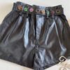 Short Feminino Couro Eco Liz com Cinto Preto - Fernanda Ramos Store