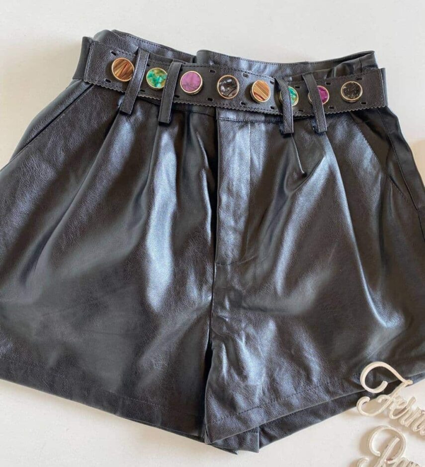 Short Feminino Couro Eco Liz com Cinto Preto - Fernanda Ramos Store