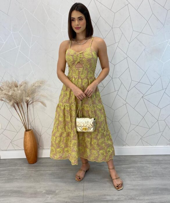 Vestido Midi com Bojo Alça Regulável Tricoline Jade Bege - Fernanda Ramos Store