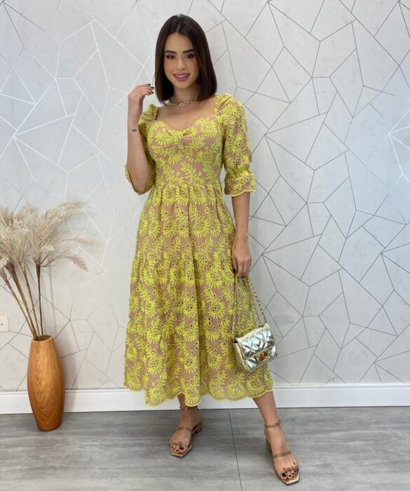 Vestido Midi com Bojo Manga Curta Tricoline Maisa Bege - Fernanda Ramos Store