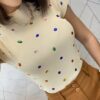 Blusa Feminina Modal Detalhe em Aplicações Bege - Fernanda Ramos Store