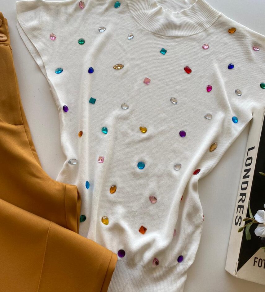 Blusa Feminina Modal Detalhe em Aplicações Branca - Fernanda Ramos Store