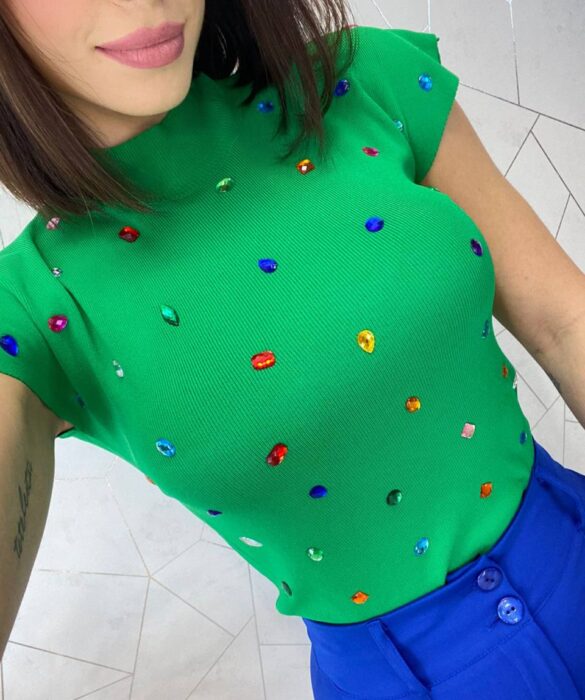 Blusa Feminina Modal Detalhe em Aplicações Verde - Fernanda Ramos Store