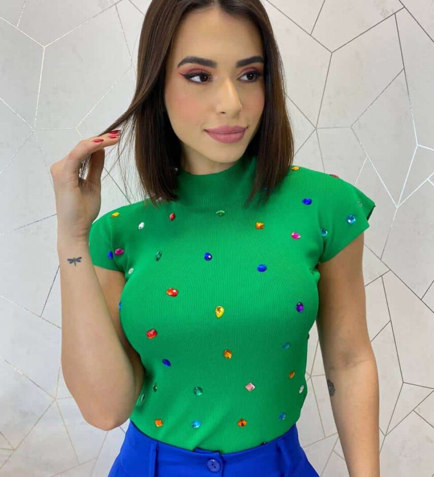 Blusa Feminina Modal Detalhe em Aplicações Verde - Fernanda Ramos Store
