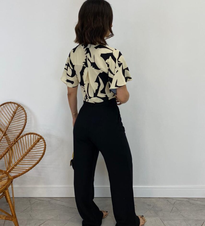 Calça Feminina com Bolsos Isabella Preta - Fernanda Ramos Store