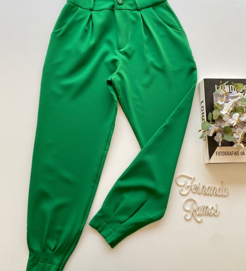 Calça Feminina Olivia Detalhe em Zíper na Barra Verde - Fernanda Ramos Store