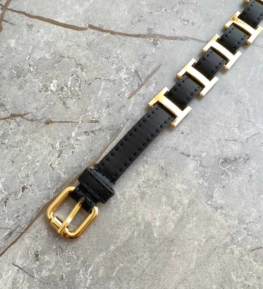 Cinto Feminino Mari Preto Detalhes em Dourado - Fernanda Ramos Store