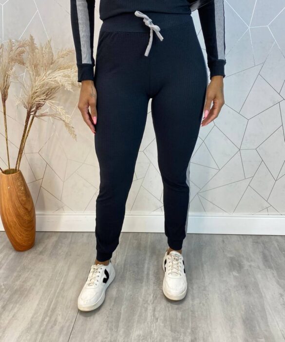 Conjunto Calça e Blusa Manga Longa Canelado Luiza Preto - Fernanda Ramos Store