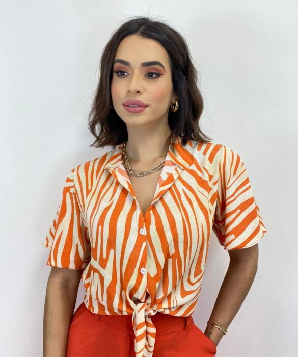 Cropped Feminino Alongado com Amarração Estampado Laranja - Fernanda Ramos Store