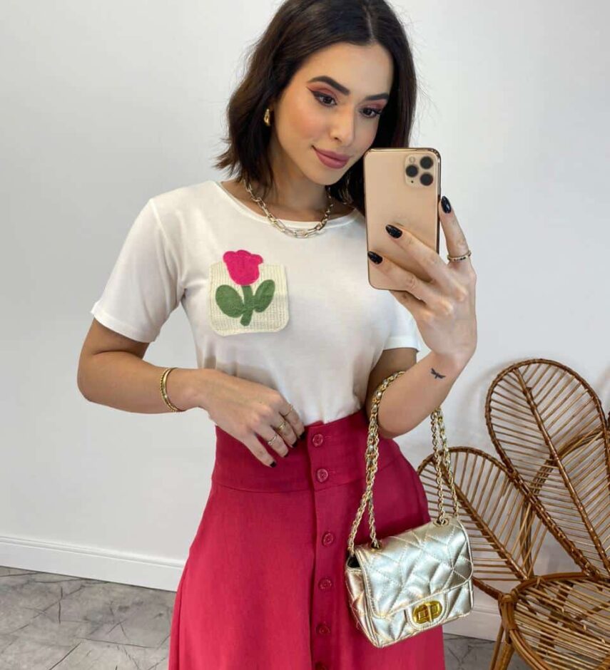 Cropped Feminino Alongado com Detalhe Bordado Off White - Fernanda Ramos Store