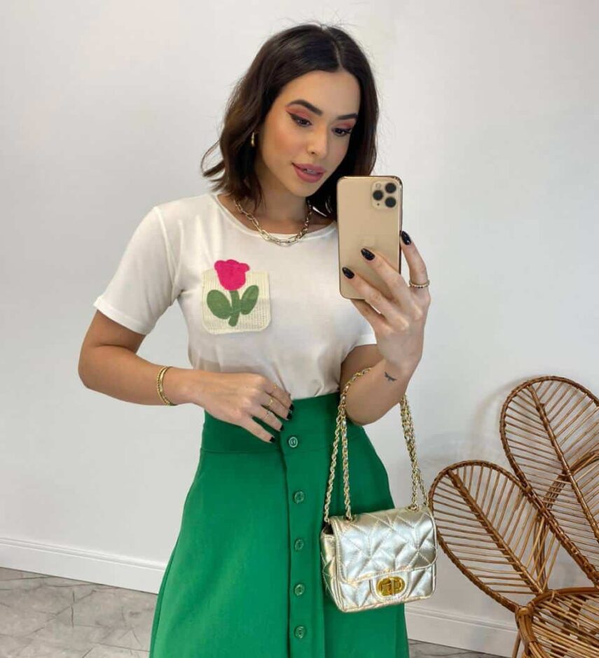 Cropped Feminino Alongado com Detalhe Bordado Off White - Fernanda Ramos Store