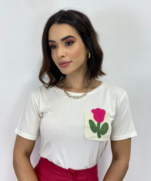 Cropped Feminino Alongado com Detalhe Bordado Off White - Fernanda Ramos Store