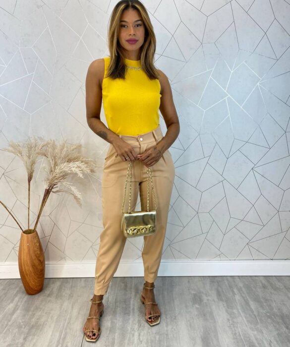 Cropped Feminino Canelado Ayla com Aplicações Amarelo - Fernanda Ramos Store