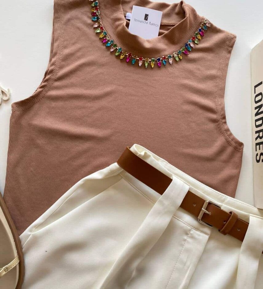 Cropped Feminino Canelado Detalhe em Aplicações Terra - Fernanda Ramos Store
