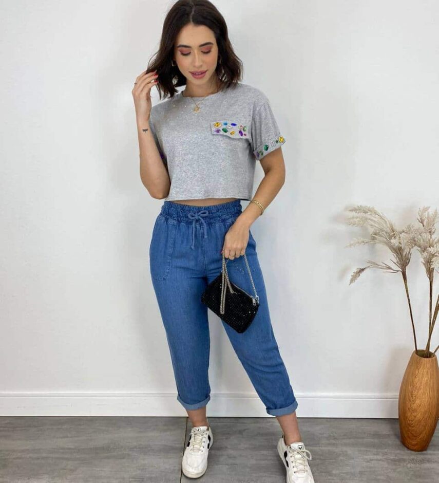 Cropped Feminino Eloá com Pedrarias e Aplicações Cinza - Fernanda Ramos Store