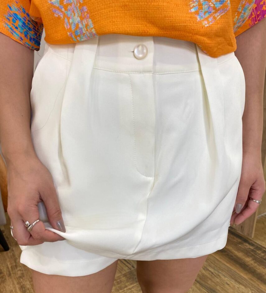 Short Saia Feminino Alfaiataria Maitê Branco - Fernanda Ramos Store