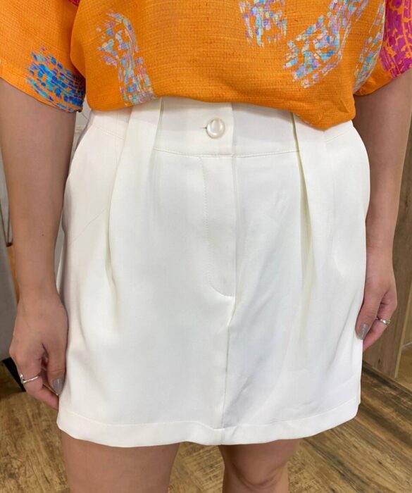 Short Saia Feminino Alfaiataria Maitê Branco - Fernanda Ramos Store