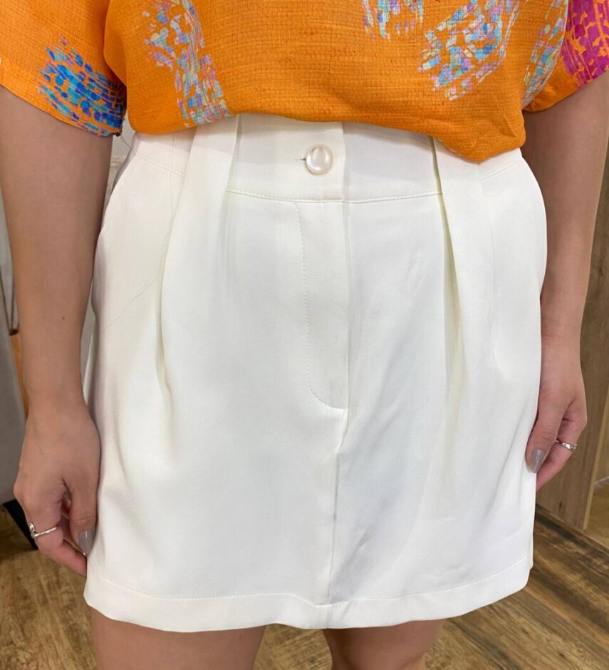 Short Saia Feminino Alfaiataria Maitê Branco - Fernanda Ramos Store