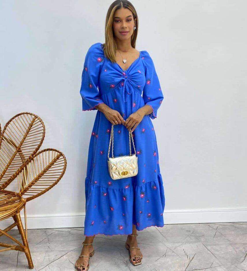 Vestido Longuete sem Bojo Manga 3/4 Bordado Floral Azul - Fernanda Ramos Store