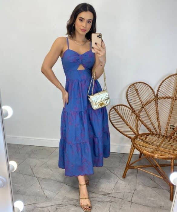 Vestido Midi com Bojo com Abertura Azul Bordado Pink - Fernanda Ramos Store