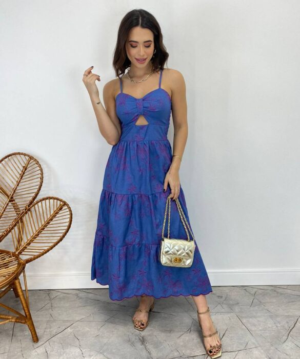 Vestido Midi com Bojo com Abertura Azul Bordado Pink - Fernanda Ramos Store