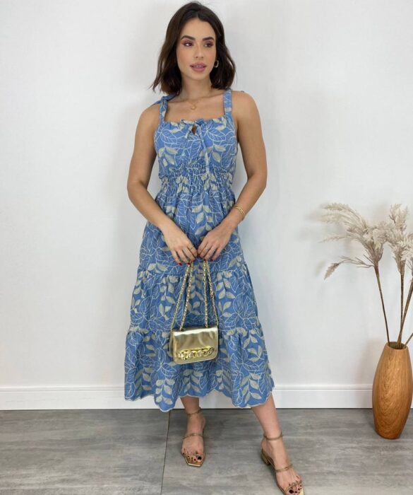 Vestido Midi com Bojo Tricoline Bordado com Amarração Azul - Fernanda Ramos Store